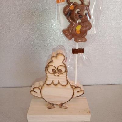 Poule avec sucette